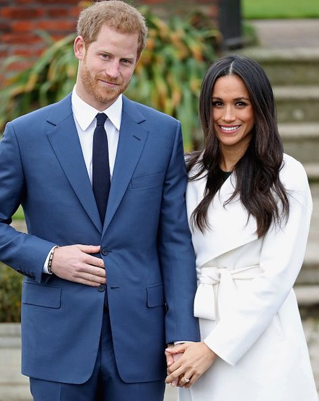 Pangeran Harry dikabarkan sudah naksir Meghan dua tahun sebelum keduanya bertemu, karena ia penonton setia serial Suits yang dibintangi Meghan Markle. Ketika akhirnya bertemu, Harry langsung merasa jika Meghan adalah jodohnya. Foto: Getty Images