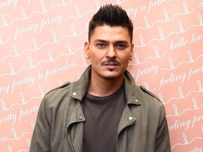 NEW YORK, NY - DECEMBER 08:  Makeup artist Mario Dedivanovic attends the Blushington Makeup and Beauty Lounge Upper East Side Opening on December 8, 2016 in New York City.  (Photo by Astrid Stawiarz/Getty Images for Blushington Makeup & Beauty Lounge)