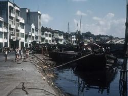 Mengejutkan! Foto Warna Singapura Kala Masih Negara Miskin