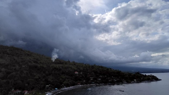 Hujan Diperkirakan Terus Guyur Bali hingga Jumat