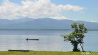 Adalah Danau Lindu yang terletak di kawasan Taman Nasional Lore Lindu, Kabupaten Sigi, Sulawesi Tengah yang patut masuk dalam daftar destinsi petualangan (Mohammad Jafar Bua/detikTravel)