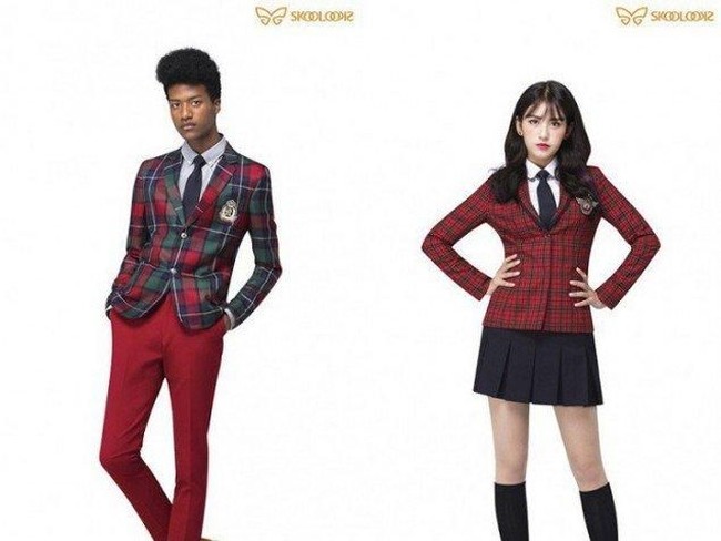 Tak hanya tampil di fashion show, Hyun Min juga kini aktif muncul di TV show dan iklan di Korea.  Foto: Dok. Instagram, Dok. Skool Looks