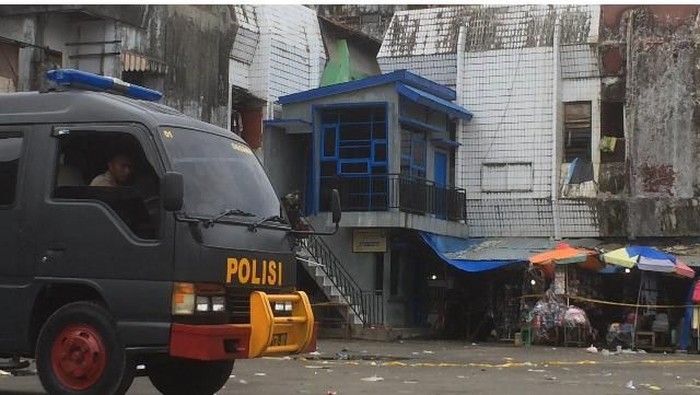 Tas Dikira Bom dan Dicek Tim Gegana Ternyata Isinya Alat Mandi