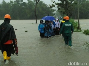 Imbas Siklon Cempaka, Sleman Tetapkan Status Tanggap Darurat Bencana