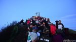 Membuktikan Keindahan Bromo dari Bukit Cinta