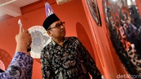 Geographies adalah pameran kolektif yang menyajikan karya seni dari 4 orang seniman kenamaan Meksiko, Betsabee Romero (instalasi), Maria Jose de la Macorra (instalasi), Enrique Rosas (seni digital), dan Alfredo do Stefano (fotografi).