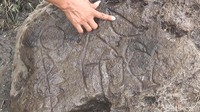 Batu ini diduga peninggalan Raja Majapahit Girindrawardhana Dyah Ranawijaya/Foto: Eko Sujarwo