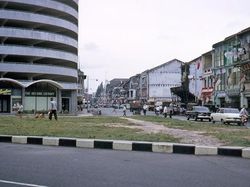 Mengejutkan! Foto Warna Singapura Kala Masih Negara Miskin