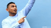 Namun kini ia lebih menikmati sorotan yang diberikan kepadanya tersebut. Pool/Palevi S/detikFoto.