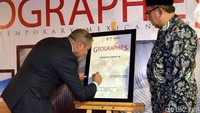 Pameran ini merupakan sebuah pameran yang mewakili seni kontemporer Meksiko.