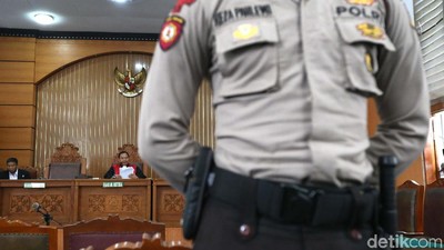 Sidang Praperadilan Novanto Dijaga Ketat
