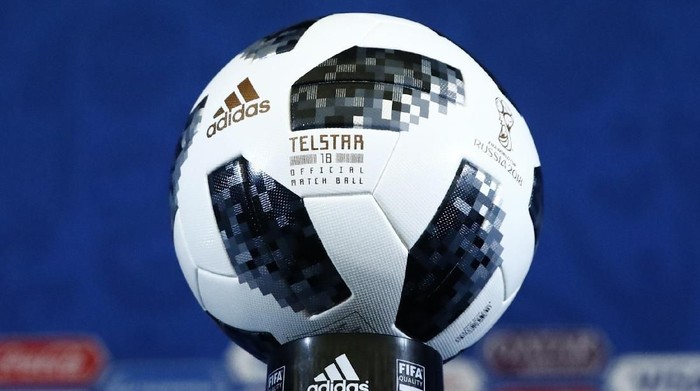 Bola Piala Dunia 2018. Foto: Maxim Shemetov/REUTERS Bola Piala Dunia 2018. Foto: Maxim Shemetov/REUTERS