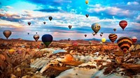 Yuk, berdoa pandemi ini usai hingga kita bisa datang langsung dan mengabadikan momen indah ini. (Anatolian Balloons Cappadocia)