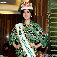 Salah satu kiat dia menjaga kebugaran selama di karantina dengan lari naik-turun tangga darurat. Foto: Mohammad Abduh/Wolipop