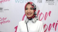 Zaskia tampak segar dan menawan kala ditemui di acara tersebut. Pool/Noel/detikFoto.