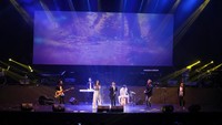 Setidaknya ada 16 lagu yang disajikan di konser tersebut. Foto: Hanif Hawari