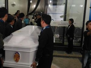 Doa Bersama untuk Bondan Winarno Sebelum Dikremasi