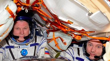 Dua orang kosmonot Rusia. Foto: Instagram