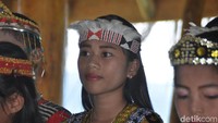 Sebaiknya berkunjung ke Danau Lindu di saat akhir pekan. Dari Palu, kawasan ini berjarak 100 kilometer. Kalau beruntung, kita bisa melihat para gadis cantik ini (Mohammad Jafar Bua/detikTravel)