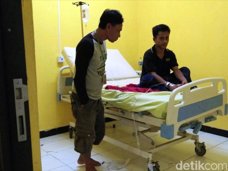  Pria  di Sukabumi Ini Nekat Potong  Kelaminnya Sendiri Pakai 