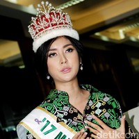 Aku dulu tomboy, nggak suka pakai makeup,” kata Kevin Lilliana saat berbincang dengan Wolipop di kantor Detikcom, Kamis (30/11/2017). Foto: Mohammad Abduh/Wolipop