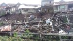 Foto: Melihat Longsor di Bantaran Kali Code Yogyakarta