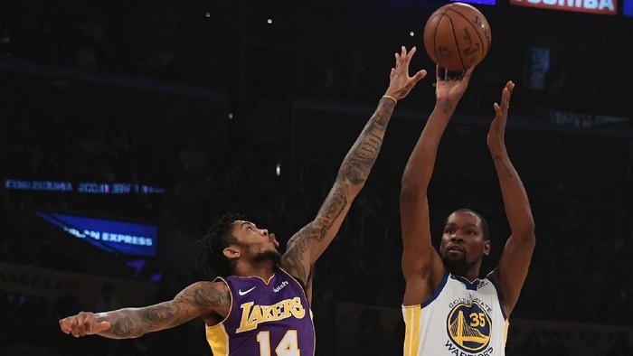 Durant dan Curry Main Lagi, Warriors Kalahkan Lakers