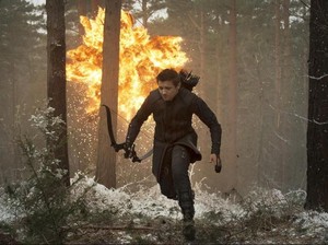 Spekulasi Absen di Infinity War, Hawkeye Bisa Muncul di Avengers 4