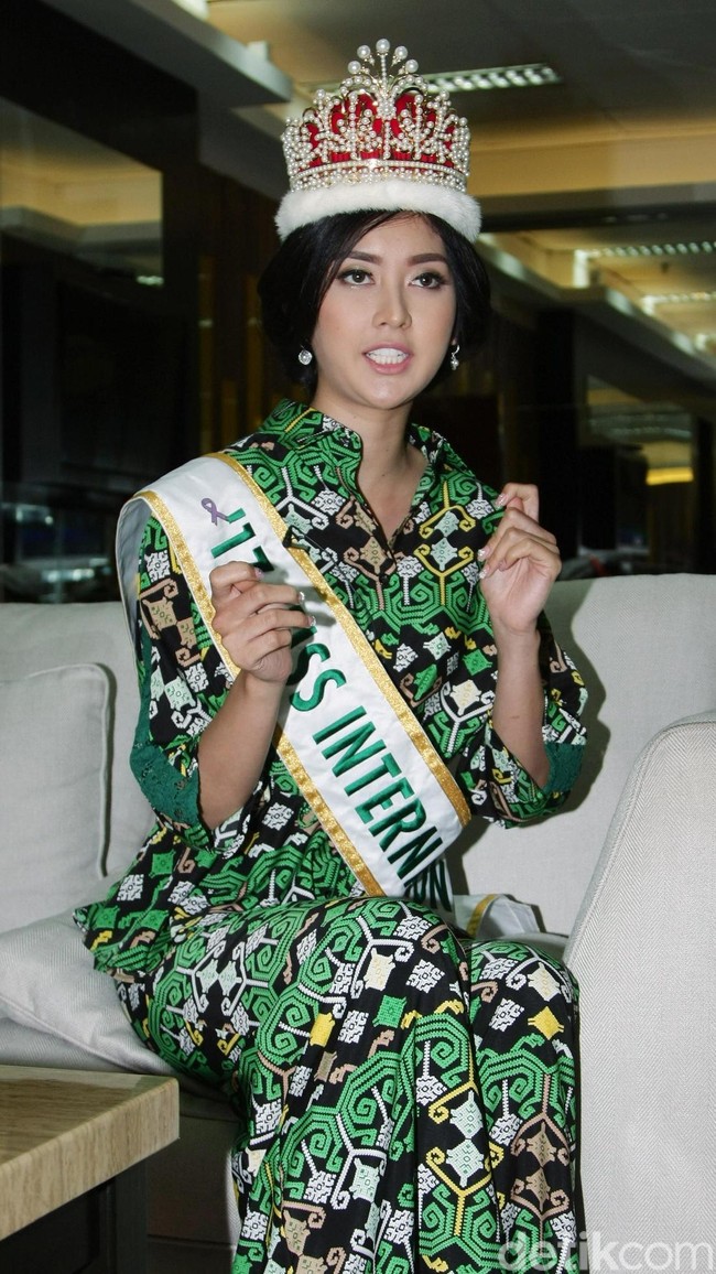 Kemenangan Kevin Liliana di ajang Miss International 2017 merupakan yang pertama bagi Indonesia. Foto: Mohammad Abduh/Wolipop