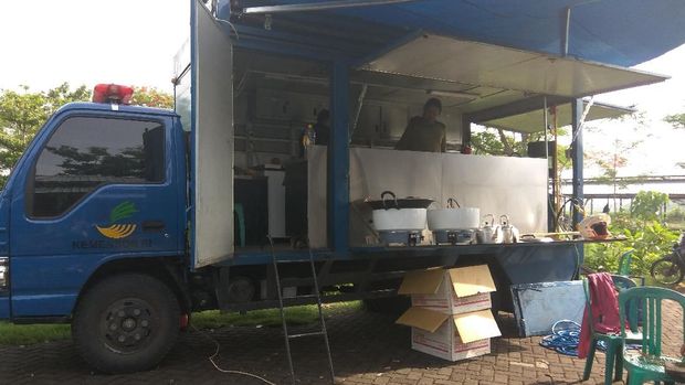 Satu unit mobil dapur umum dikerahkan untuk membantu 