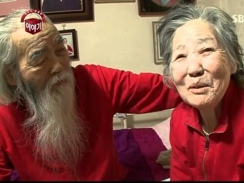 8 Kisah Cinta Paling Mengharukan Sepanjang 2017