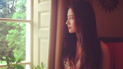 Melongok Instagram Si Cantik Calon Pemeran Mulan