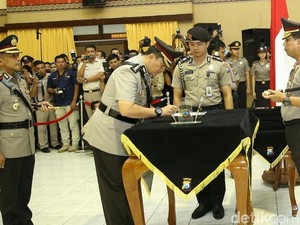 17 Jabatan di Jajaran Polda Jatim Diserahterimakan