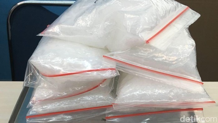 Seberangi Selat Malaka, Dua Pria Ini Selundupkan 7 Kg Sabu