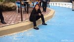 Sambil Senam, Susi Nikmati Debur Ombak Pantai Sabang