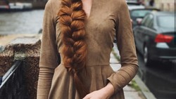 Tidak banyak yang tahu bahwa ketika masih remaja Anastasiya mengalami masalah kerontokan rambut dini. Saat ini ia dikenal sebagai model dengan julukan Rapunzel.