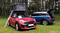 Tenda ini dijual di Italia. Harganya mulai dari 2.836,93 euro.
