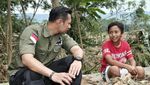 Gerilya AHY Bantu Korban Banjir Pacitan Hingga ke Desa