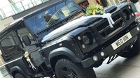 Untuk sebuah produsen mobil, cara apa lagi yang paling pas selain membuat sebuah mobil yang khusus dipersembahkan untuk pasangan Pangeran Harry dan Markle yang akan menikah tahun depan. Istimewa.