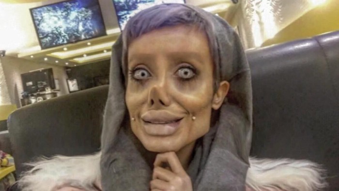 Sahar Tabar, wanita operasi mirip Jolie