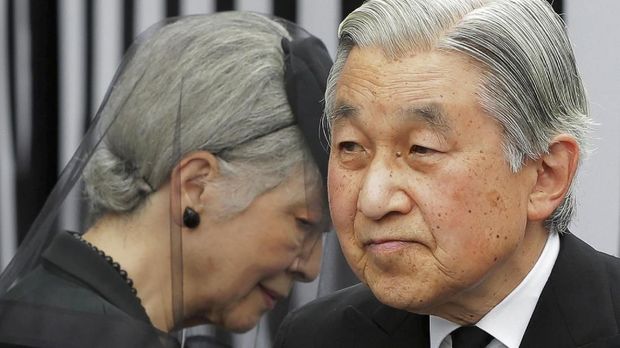 Abdikasi Akihito, Akhir Pembawa Modernisasi Kekaisaran Jepang