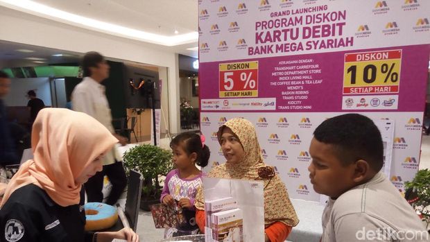 Bank Mega Syariah di Transmart Sukoharjo