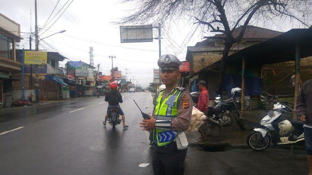 Polisi: Cuaca Puncak Ekstrem, Lalin Macet 7 Km