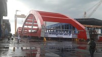 Lengkung box jembatan ini merupakan bentang terpanjang dan terlebar di Indonesia. Dok. Kementerian PUPR.