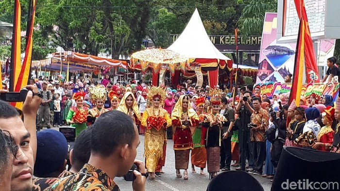 Ultah ke-129, Sawahlunto Gelar Parade Budaya Menarik