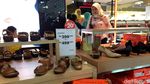 Foto: Mau ke Matahari Taman Anggrek? Ini Barang yang Tersisa