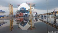 Suasana di Pelabuhan Merak