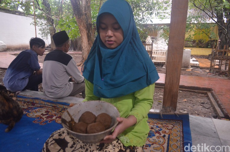 Tradisi Pembuatan Lulur Rempah Ala Keraton Kanoman Cirebon