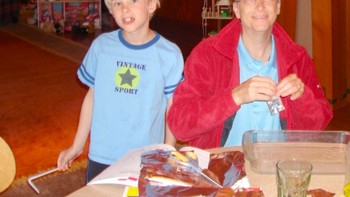 Ketika dia masih belia bersama sang ayah. Foto: Instagram