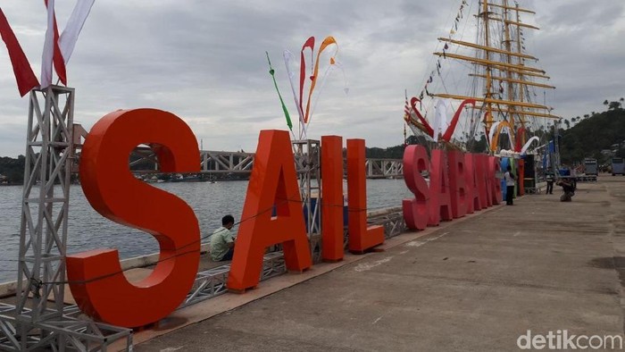 Terbang ke Aceh, Menhub Janjikan Pengembangan Pelabuhan Sabang